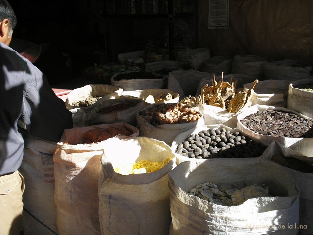 Mercados de La Paz, Mercado de Las Brujas